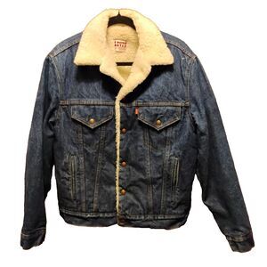 Vintage Levi's Sherpa Lined Unisex Denim Jacket Size 40R Made in the USA  *READ*